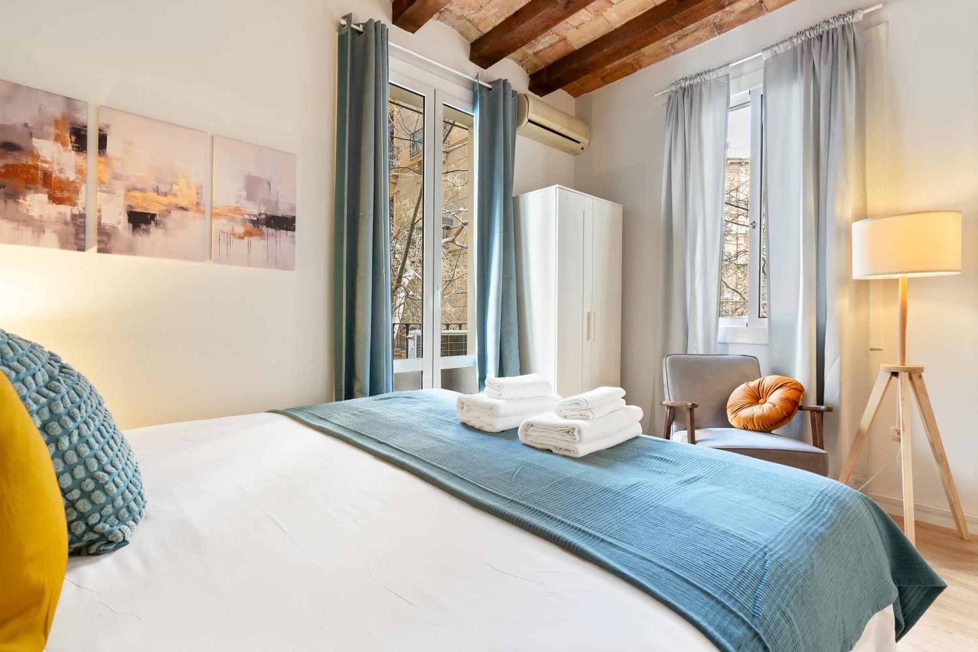 Lodging Apartments Beach Studio P1 Барселона Экстерьер фото